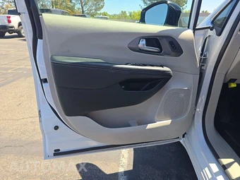 2024 Chrysler Pacifica Hybrid Select 121.6" WB - miniatura 9