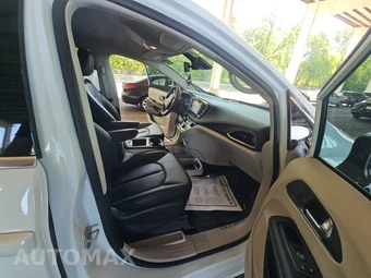 2024 Chrysler Pacifica Hybrid Select 121.6" WB - miniatura 8