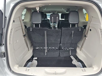 2024 Chrysler Pacifica Hybrid Select 121.6" WB - miniatura 17