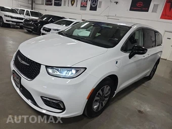 2024 Chrysler Pacifica Hybrid Select 121.6" WB
