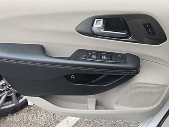 2024 Chrysler Pacifica Hybrid Select 121.6" WB - miniatura 15