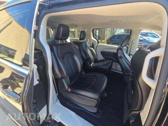 2024 Chrysler Pacifica Hybrid Select 121.6" WB - miniatura 16