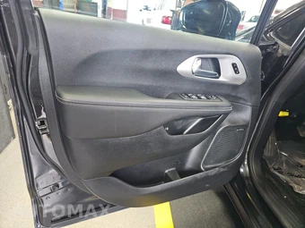 2024 Chrysler Pacifica Hybrid Select Premium S Appearance 121.6" WB - miniatura 9