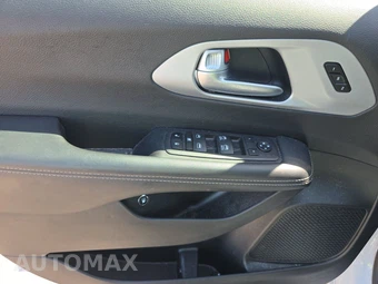 2024 Chrysler Pacifica Hybrid Select S Appearance 121.6" WB - miniatura 9