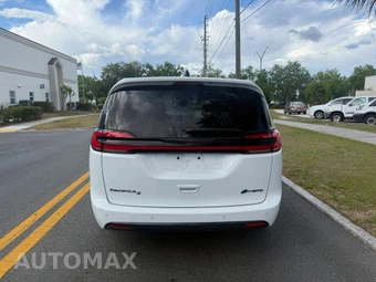 2024 Chrysler Pacifica Hybrid Select S Appearance 121.6" WB - miniatura 8