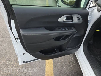 2024 Chrysler Pacifica Hybrid Select S Appearance - miniatura 9