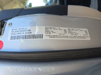 2024 Chrysler Pacifica Limited 121.6" WB - miniatura 15