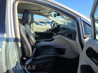 2024 Chrysler Pacifica Limited 121.6" WB - miniatura 8
