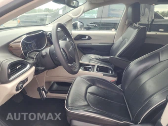 2024 Chrysler Pacifica Limited 121.6" WB - miniatura 7