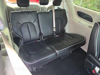 2024 Chrysler Pacifica Limited 121.6" WB - miniatura 14