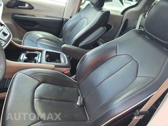 2024 Chrysler Pacifica Limited 121.6" WB - miniatura 7