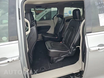 2024 Chrysler Pacifica Limited 121.6" WB - miniatura 13