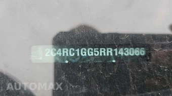 2024 Chrysler Pacifica Limited 121.6" WB - miniatura 19