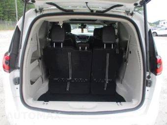2024 Chrysler Pacifica Limited 121.6" WB - miniatura 18