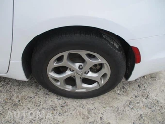 2024 Chrysler Pacifica Limited 121.6" WB - miniatura 24