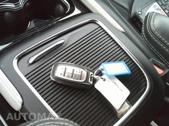 2024 Chrysler Pacifica Limited 121.6" WB - miniatura 12