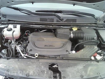 2024 Chrysler Pacifica Limited 121.6" WB - miniatura 7