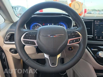 2024 Chrysler Pacifica Limited 121.6" WB - miniatura 10