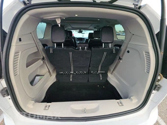 2024 Chrysler Pacifica Limited 121.6" WB - miniatura 17