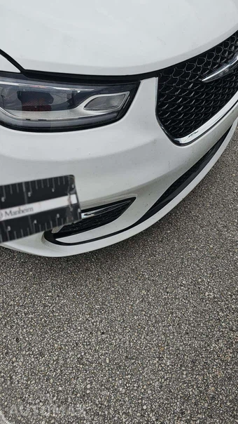 2024 Chrysler Pacifica Limited 121.6" WB - miniatura 25