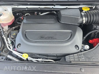 2024 Chrysler Pacifica Limited 121.6" WB – miniatura 16