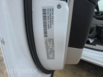 2024 Chrysler Pacifica Limited 121.6" WB - miniatura 12