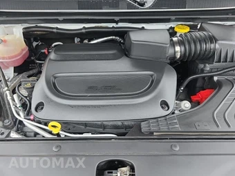 2024 Chrysler Pacifica Limited 121.6" WB - miniatura 13