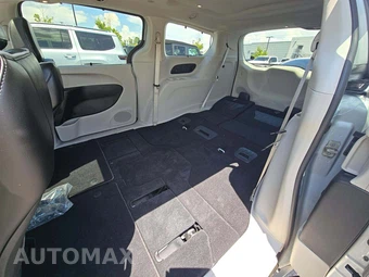 2024 Chrysler Pacifica Limited 121.6" WB – miniatura 13