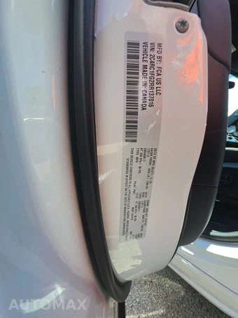 2024 Chrysler Pacifica Touring 121.6" WB - miniatura 22