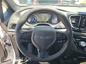 2024 Chrysler Pacifica Touring 121.6" WB - miniatura 10