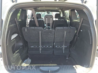 2024 Chrysler Pacifica Touring 121.6" WB - miniatura 17