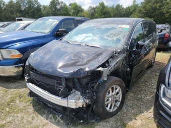 2024 Chrysler Pacifica Touring 121.6" WB - samochód z USA z aukcji Manheim, oferta Kup Teraz w AUTOMAX