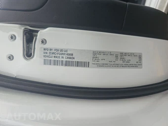 2024 Chrysler Pacifica Touring 121.6" WB - miniatura 15