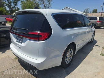 2024 Chrysler Pacifica Touring 121.6" WB - miniatura 4