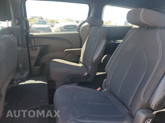 2024 Chrysler Pacifica Touring 121.6" WB – miniatura 13