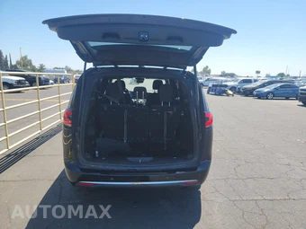 2024 Chrysler Pacifica Touring 121.6" WB – miniatura 17