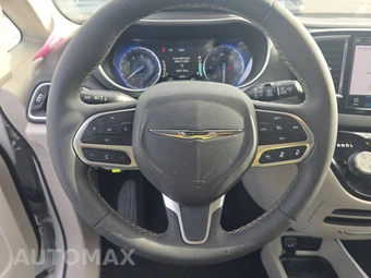2024 Chrysler Pacifica Touring L 121.6" WB - miniatura 10