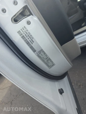 2024 Chrysler Pacifica Touring L 121.6" WB - miniatura 15