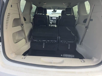 2024 Chrysler Pacifica Touring L 121.6" WB - miniatura 17