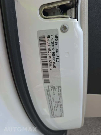 2024 Chrysler Pacifica Touring L 121.6" WB - miniatura 2