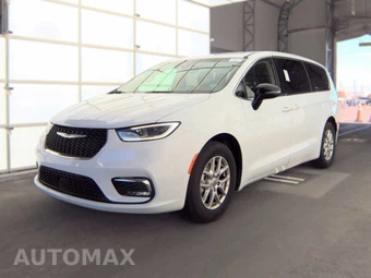 2024 Chrysler Pacifica Touring L 121.6" WB