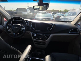 2024 Chrysler Pacifica Touring L 121.6" WB - miniatura 11