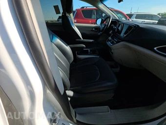 2024 Chrysler Pacifica Touring L 121.6" WB - miniatura 8
