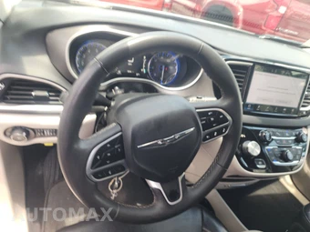 2024 Chrysler Pacifica Touring L 121.6" WB - miniatura 16