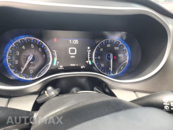 2024 Chrysler Pacifica Touring L 121.6" WB - miniatura 18