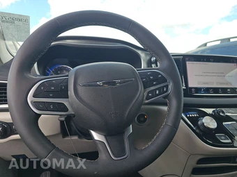 2024 Chrysler Pacifica Touring L 121.6" WB - miniatura 10