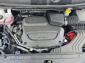 2024 Chrysler Pacifica Touring L 121.6" WB - miniatura 16