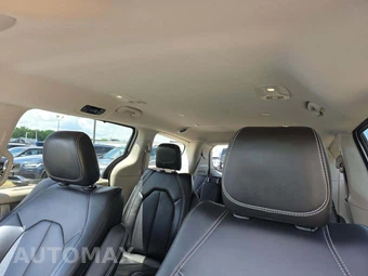 2024 Chrysler Pacifica Touring L 121.6" WB - miniatura 8