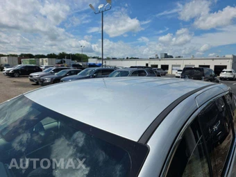 2024 Chrysler Pacifica Touring L 121.6" WB - miniatura 9