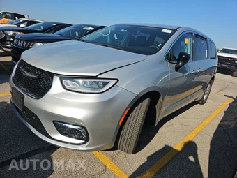2024 Chrysler Pacifica Touring L 121.6" WB